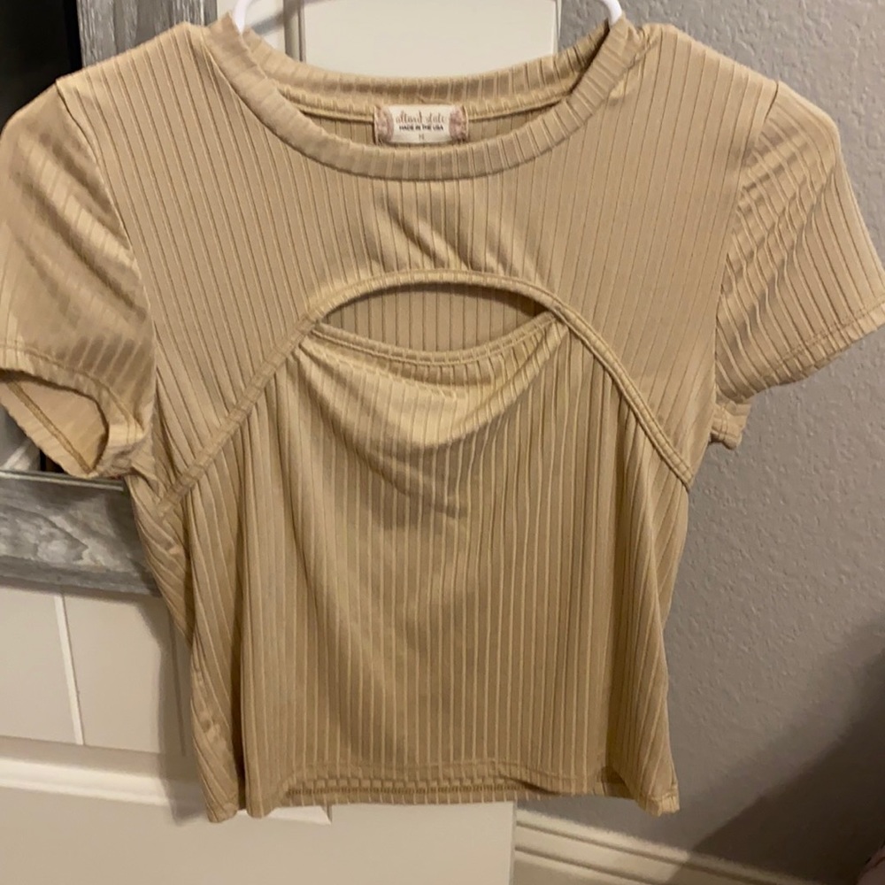 altrd state tan key hole top